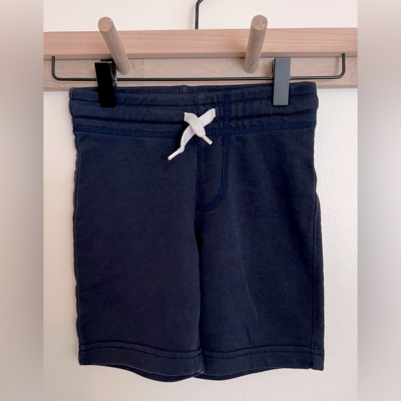 Old Navy Boys Navy Stretchy Cotton Shorts Size XS 5T - Picture 1 of 3